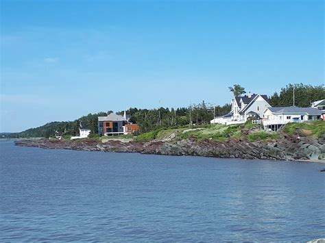 le hublot riviere du loup|LE HUBLOT, Rivière du Loup .